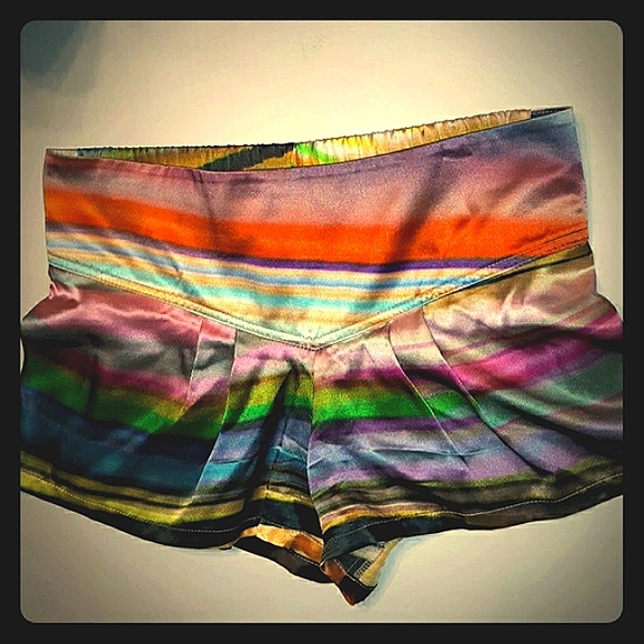 NWOT beautiful KIMBERLY TAYLOR Silk Rainbow Colored Slip-on Shorts☆High End☆ - Picture 1 of 8